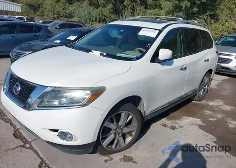 2013 Nissan Pathfinder Platinum z USA, uszkodzony, nr VIN 5N1AR2MN7DC615608
